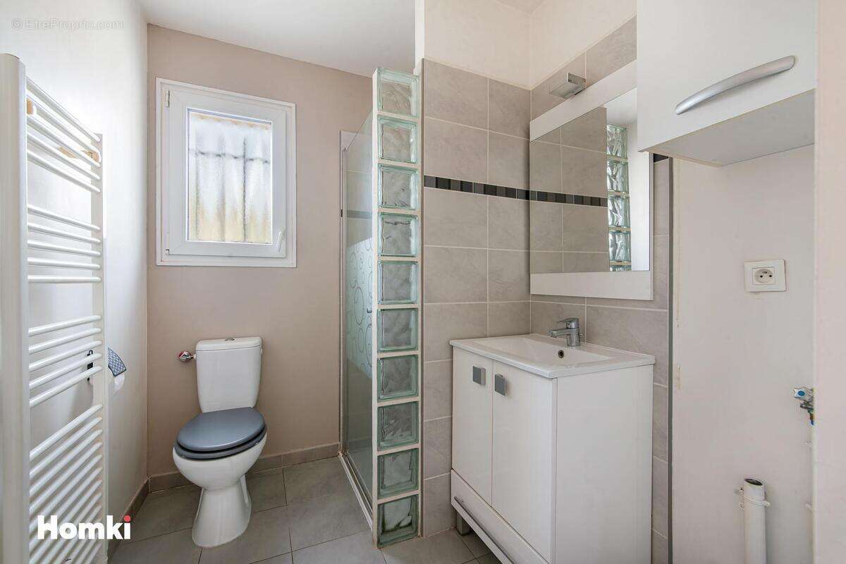 Appartement à PERTUIS