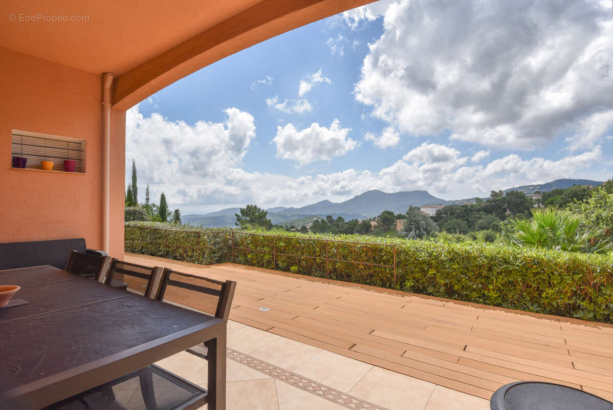 Maison à LES ADRETS-DE-L'ESTEREL