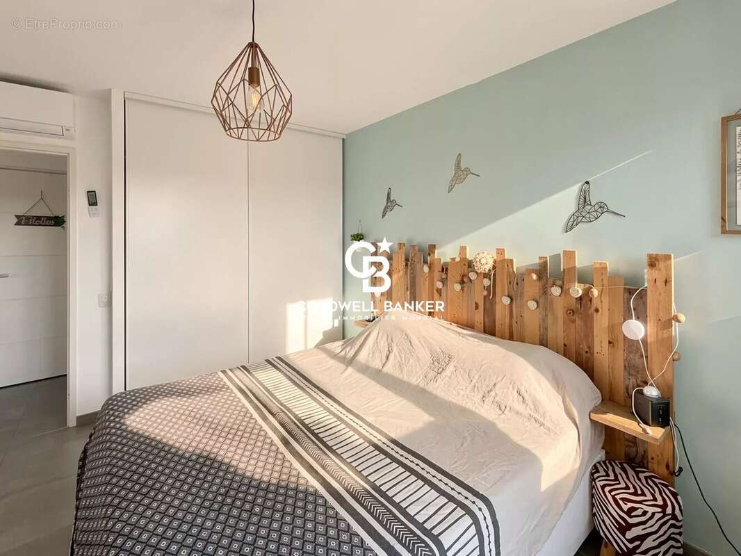 Appartement à PUGET-SUR-ARGENS