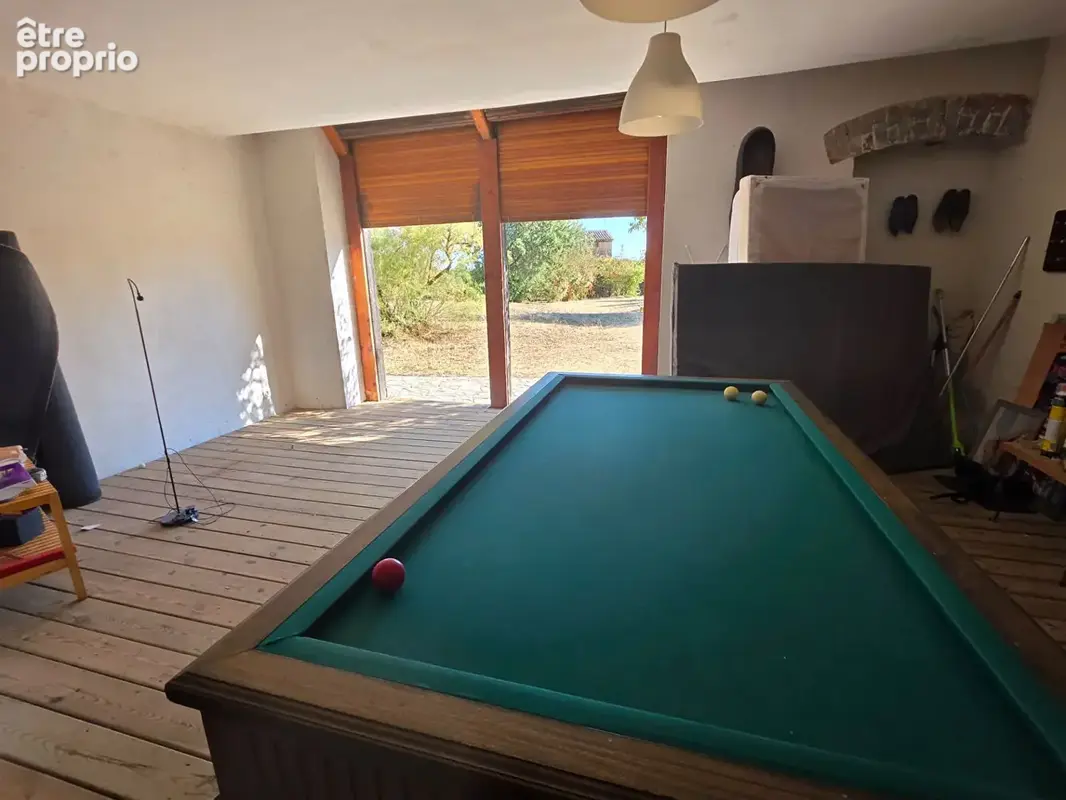 Bastide en pierres sur terrain de 8800 m² - photo 13