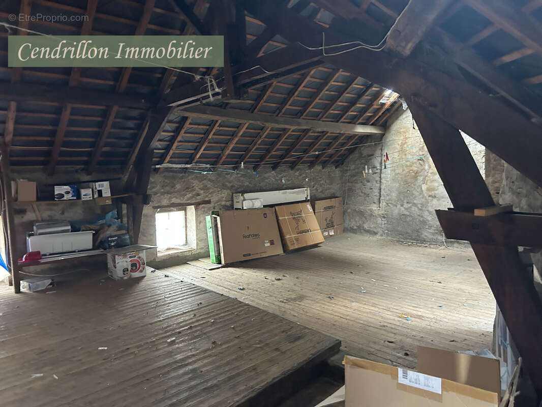 Maison de village en pierre, 3 chambres avec courette exterieur - photo 13
