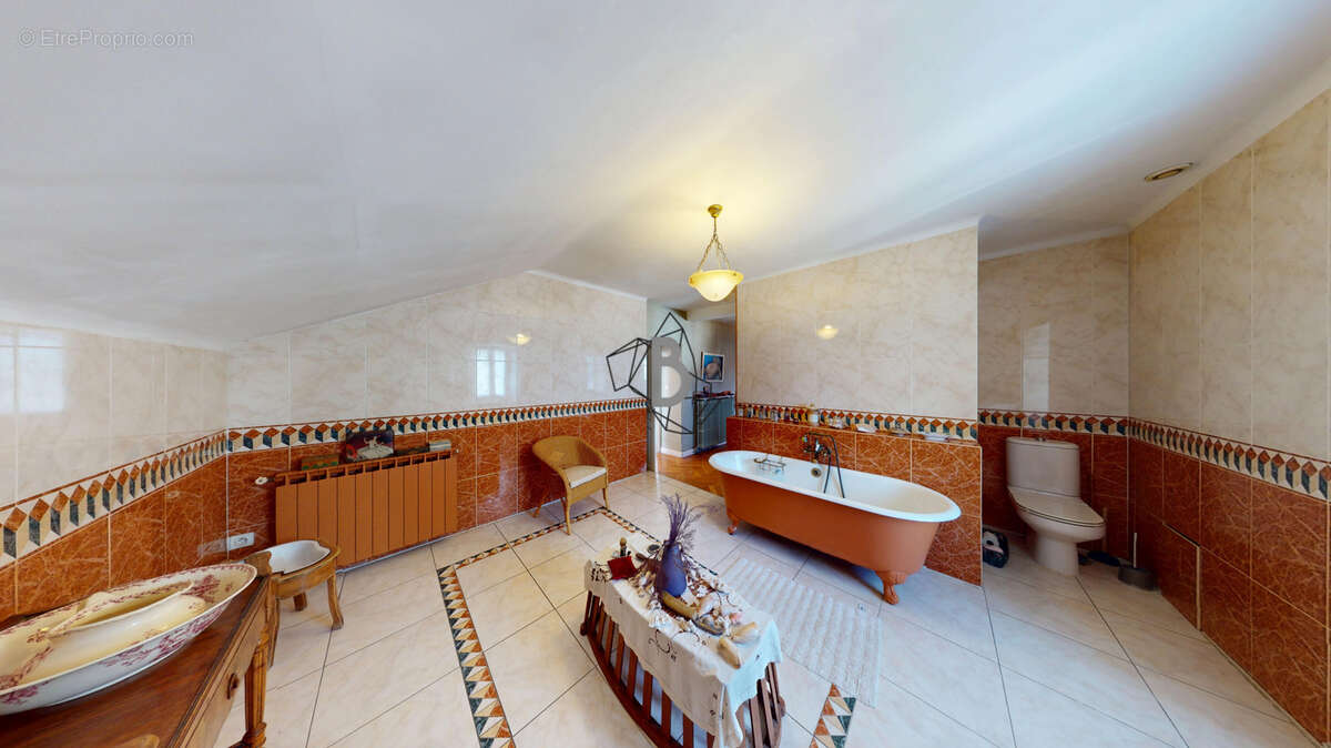 Maison à REQUISTA