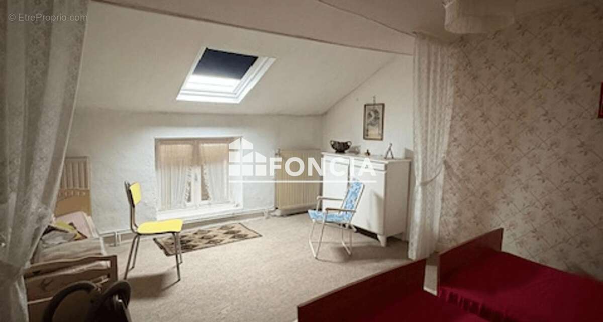 Maison à AIGLEMONT