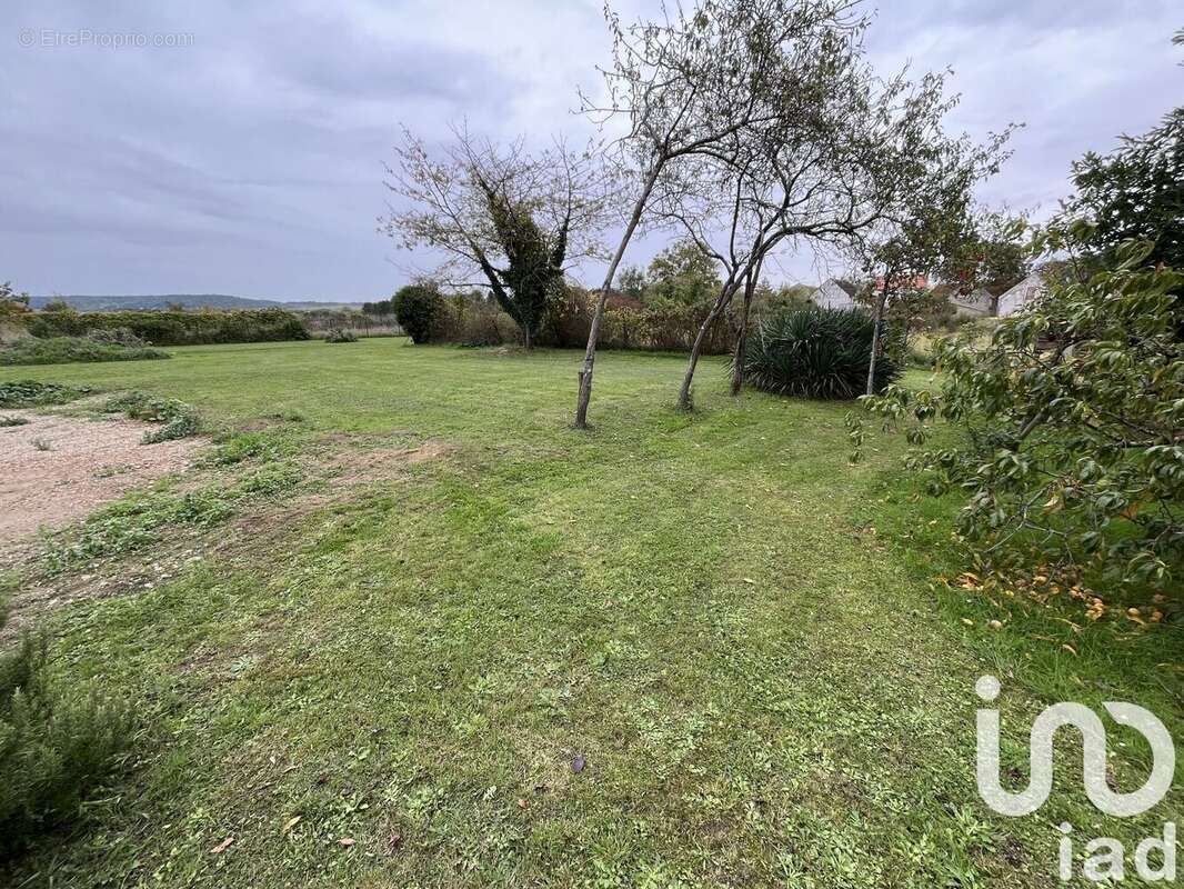 Photo 3 - Terrain à SAINT-MARTIN-LA-GARENNE