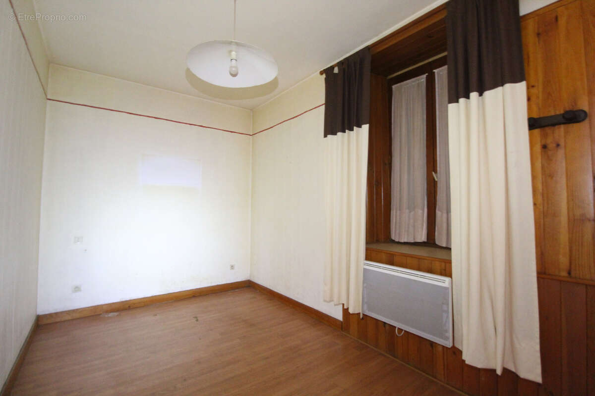 Maison à ROQUEFORT-SUR-SOULZON