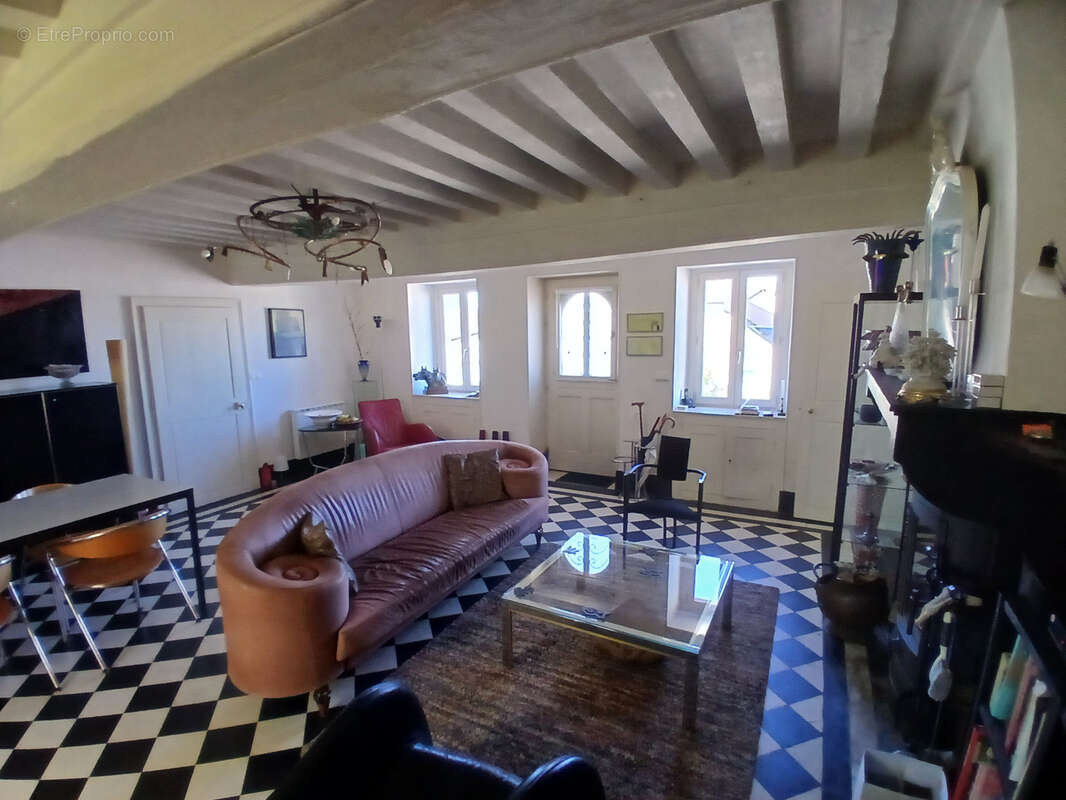 Maison à EPIRY