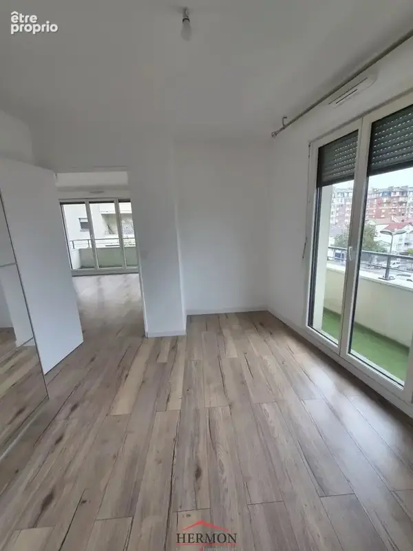 ASNIERES - Appartement 2 pièces avec terrasse et parking - photo 5
