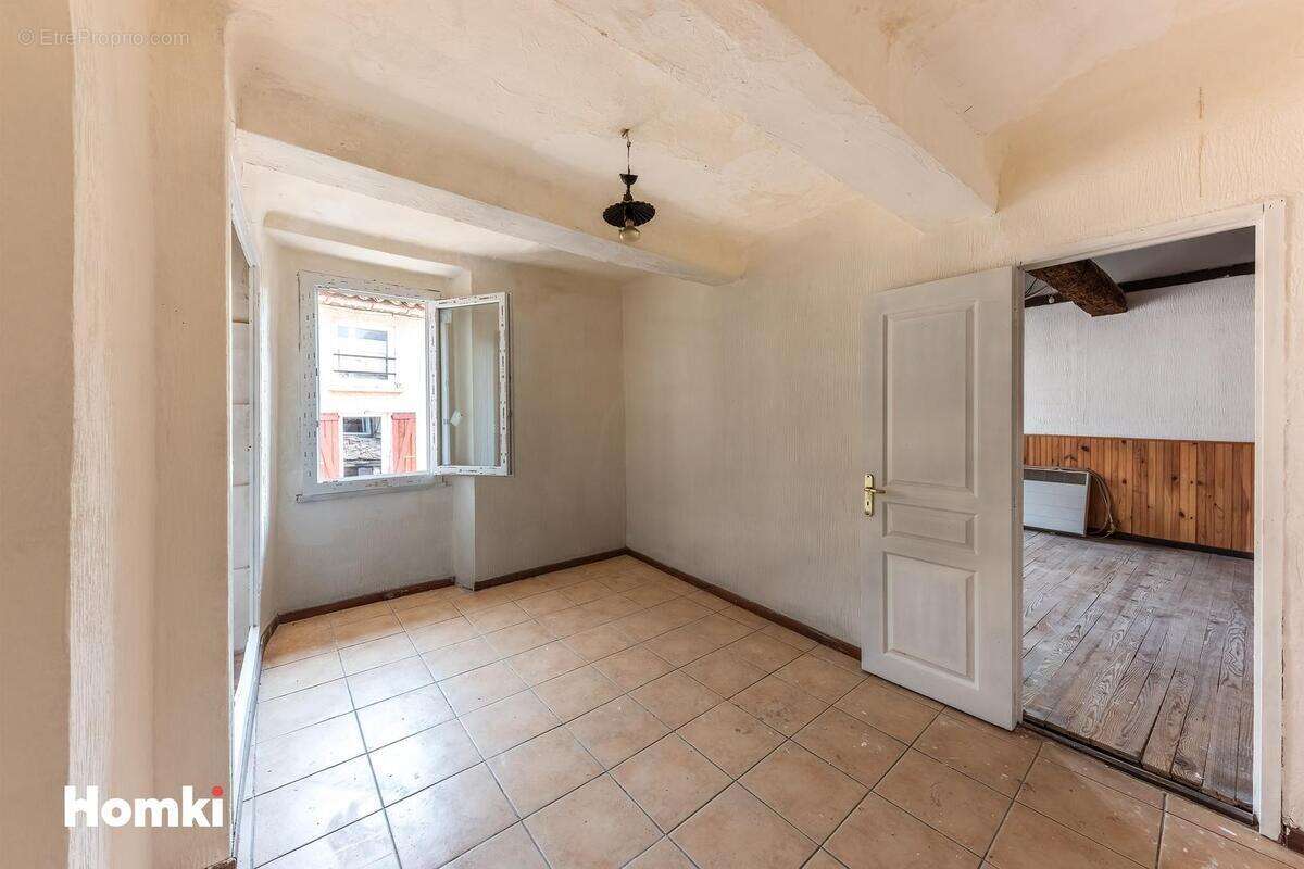 Appartement à GONFARON