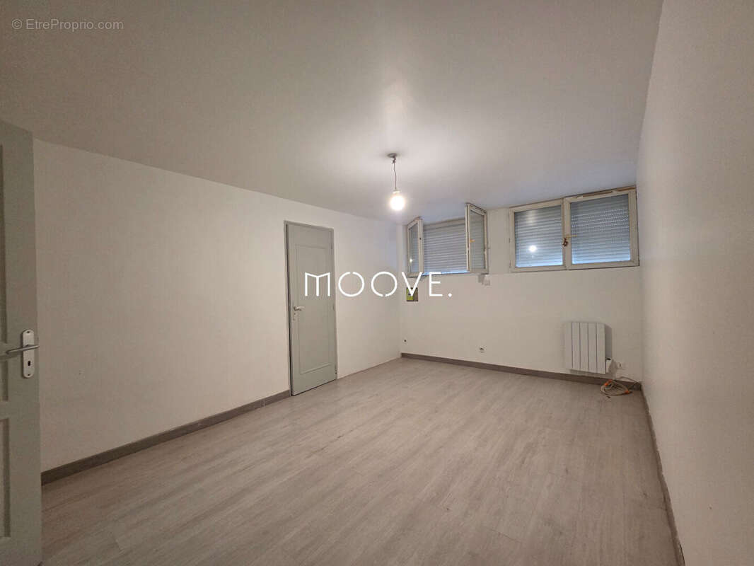 Appartement à PETIT-COURONNE