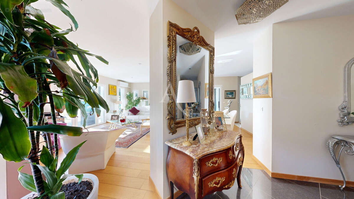 Maison à VILLEMOUSTAUSSOU