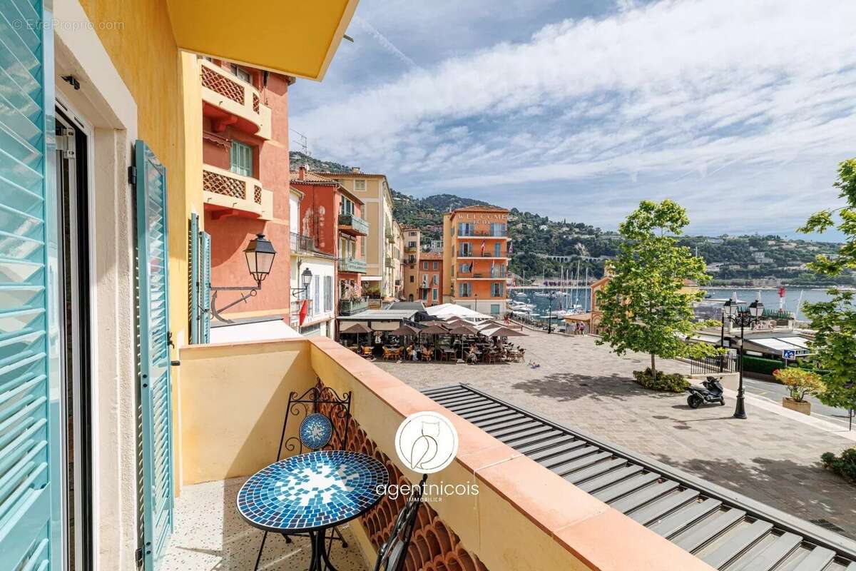Appartement à VILLEFRANCHE-SUR-MER