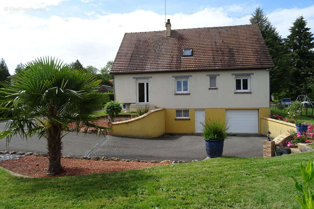 Maison à AUTHON-DU-PERCHE