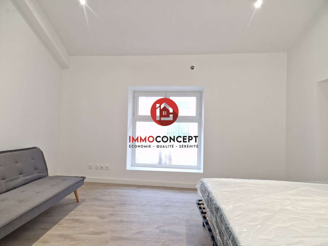 Maison à ROQUEMAURE