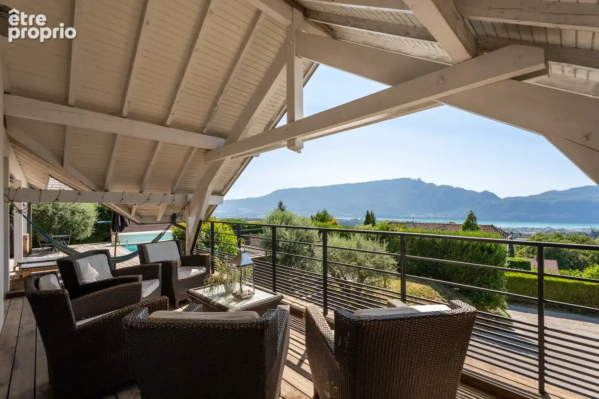 Hauteurs AIX LES BAINS - Villa familiale : panoramique sur le lac - piscine et jardin - photo 3