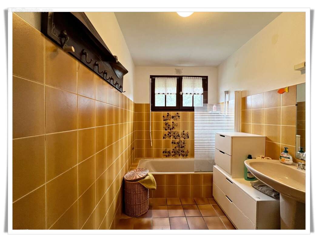 Maison à vendre 6 pièces PLUMELIAU (56) Propriété en pierre au cœur de la nature – Un cadre de vie enchanteur - photo 8