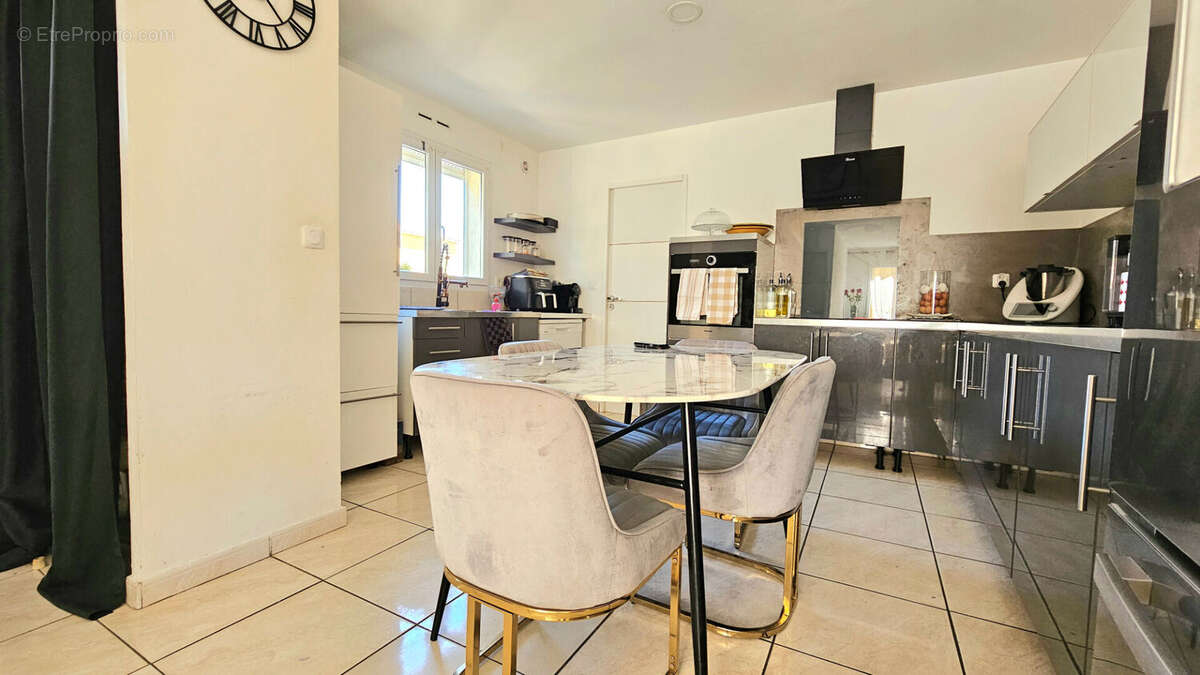 Maison à FRONTIGNAN