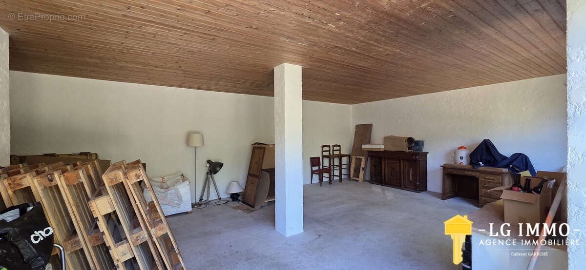 Maison Charentaise  - 141 m2, 2 chambres, dépendances - photo 19