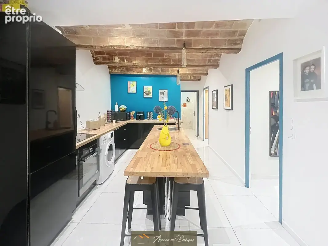 Appartement entierement renove  de type 2 65.77 m2 - photo 7