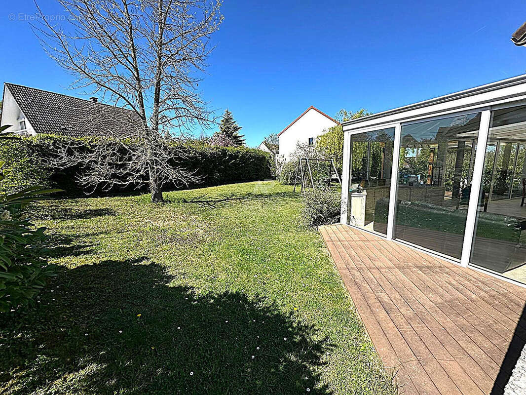 Maison Chapet 7 pièce(s) 138.84 m2 - photo 13