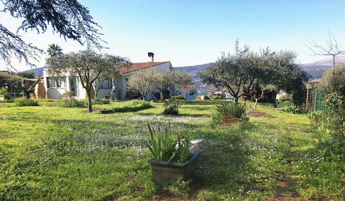 Maison à PEYMEINADE