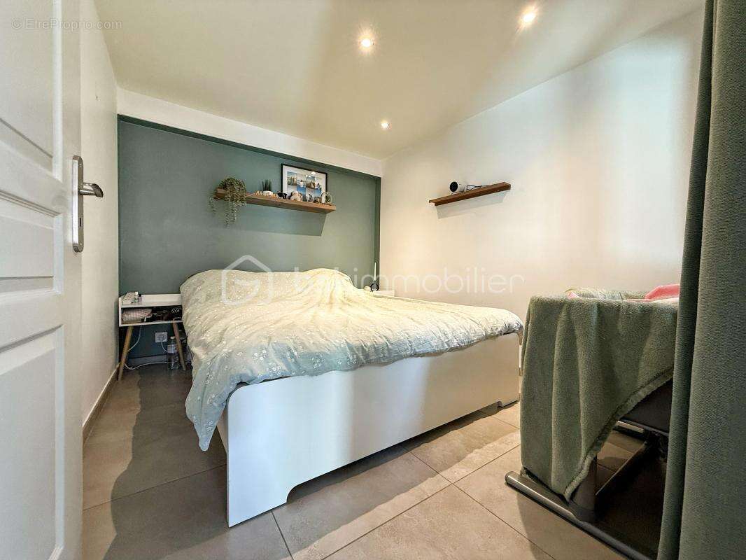 Lespignan – maison de village 89 m² – 4 pièces – terrasse couverte – garage 40 m² - photo 11