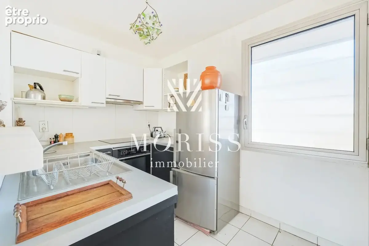 Appartement deux pièces – rue petit – paris 19ème  – étage élevé – plein sud - photo 9