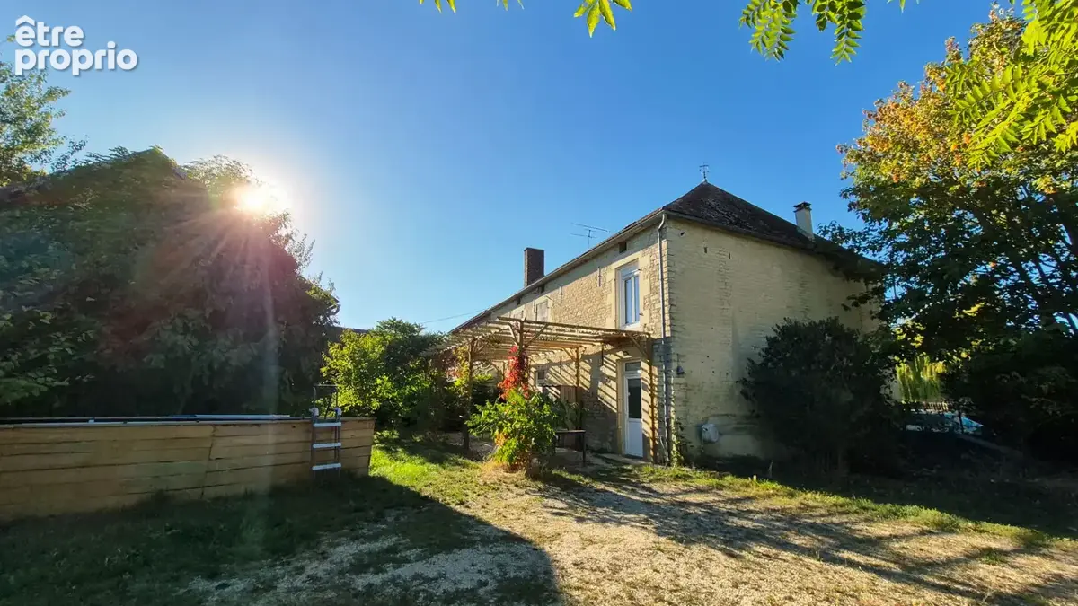 Photo Maison à Lesmont au prix de 153 500€