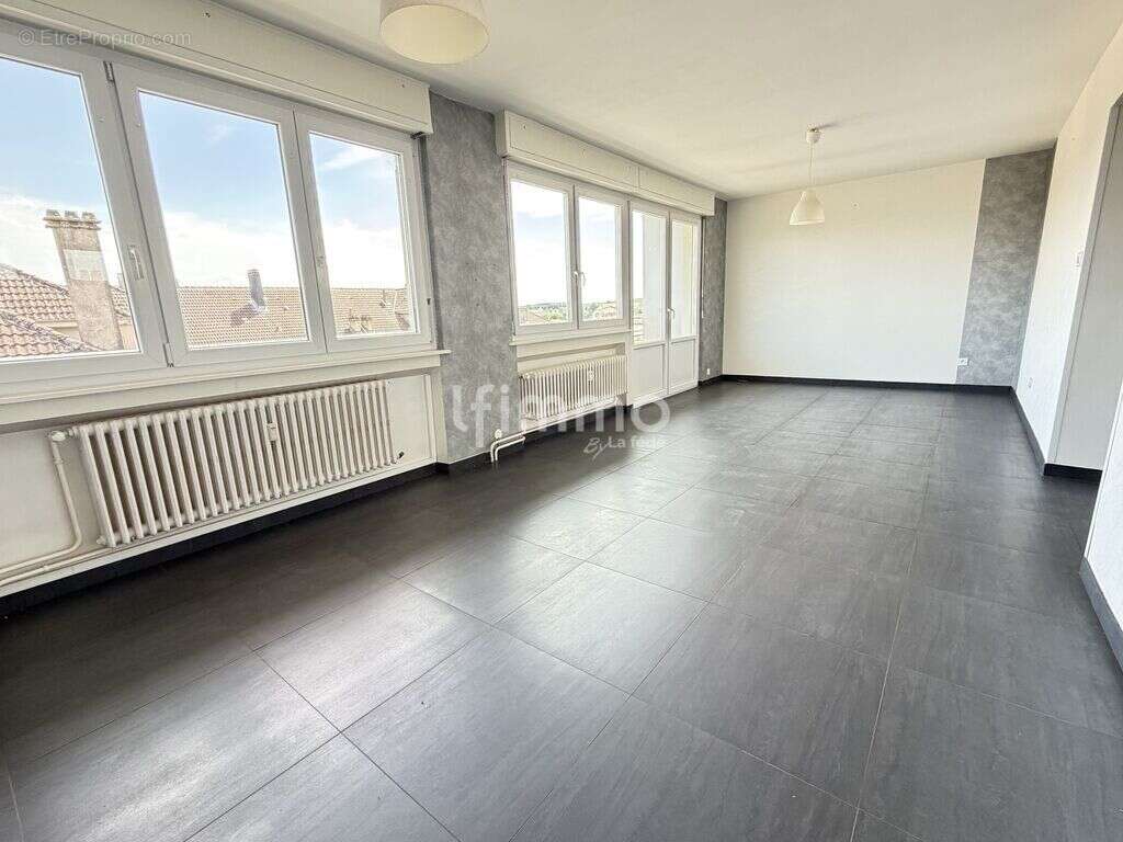 Appartement Lumineux, F4, proche Centre de Morhange - photo 5