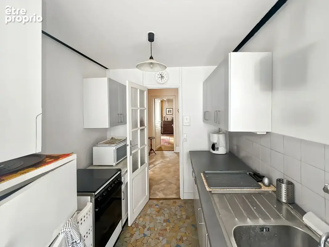 Paris 17e - batignolles / plaine monceau - 3 pièces 52,25 m² - double séjour - calme - ascenseur - photo 10