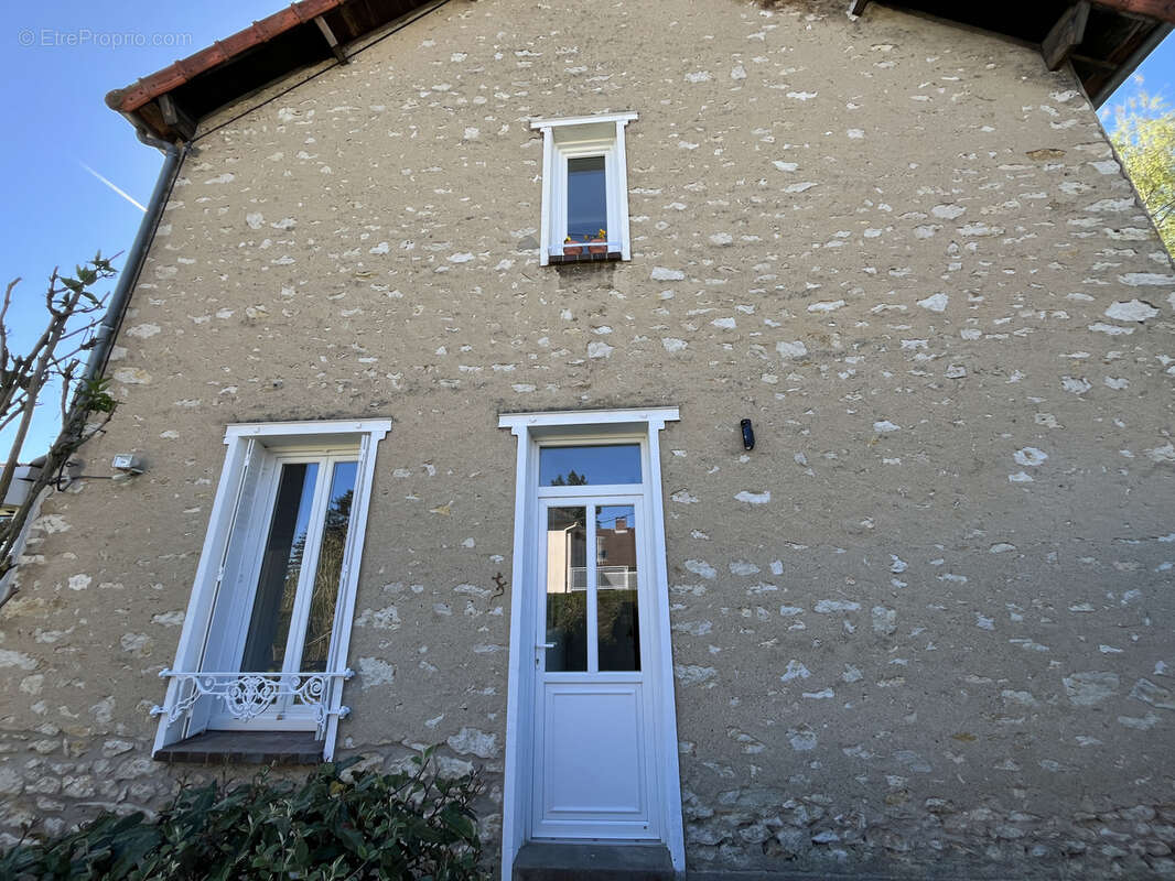 Maison à MALESHERBES