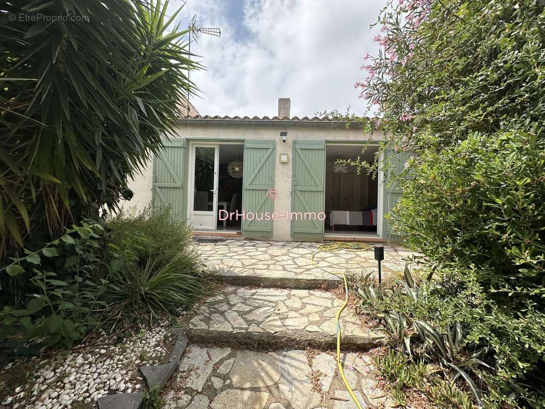 Maison 103 m² à Agde  - photo 13