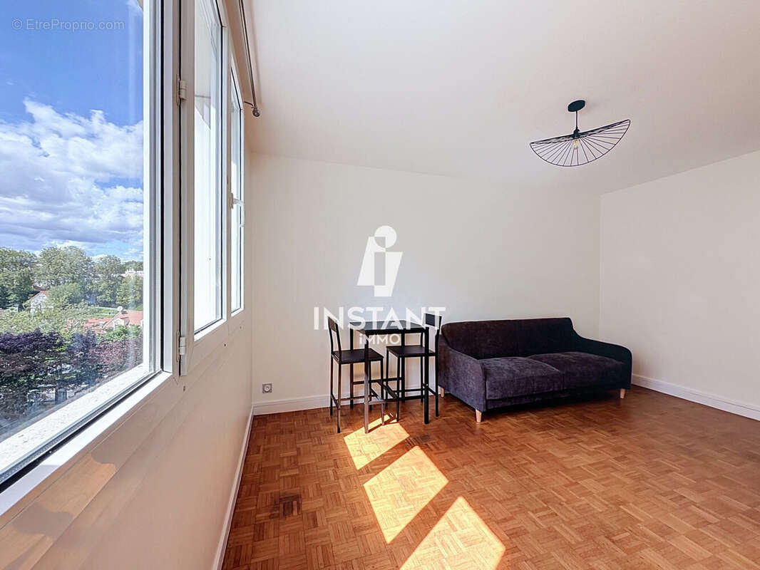 Appartement à MAISONS-ALFORT