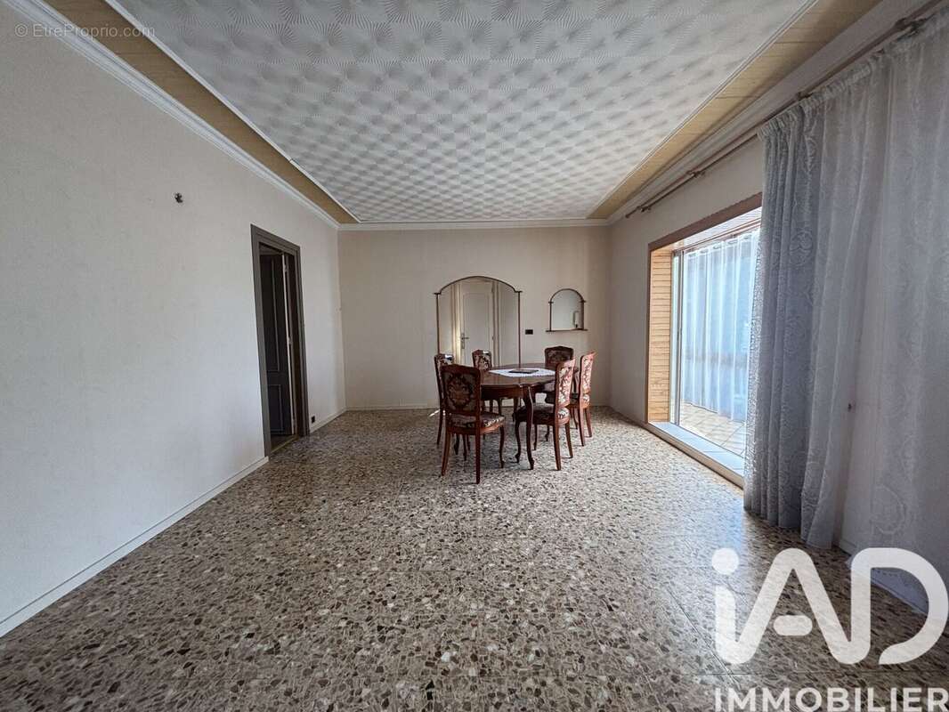 Photo 3 - Maison à VILLIERS-SUR-MARNE