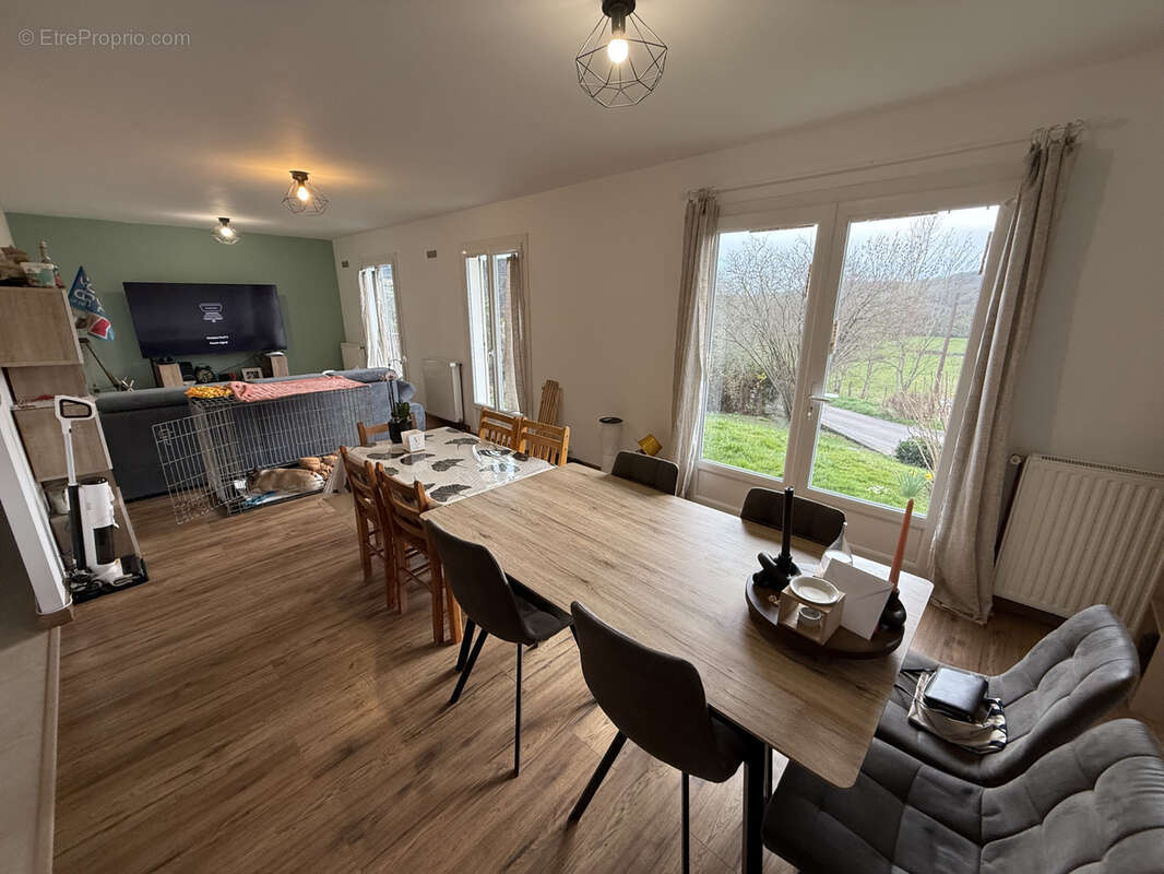 Maison à SAINT-GERMAIN-LES-SENAILLY