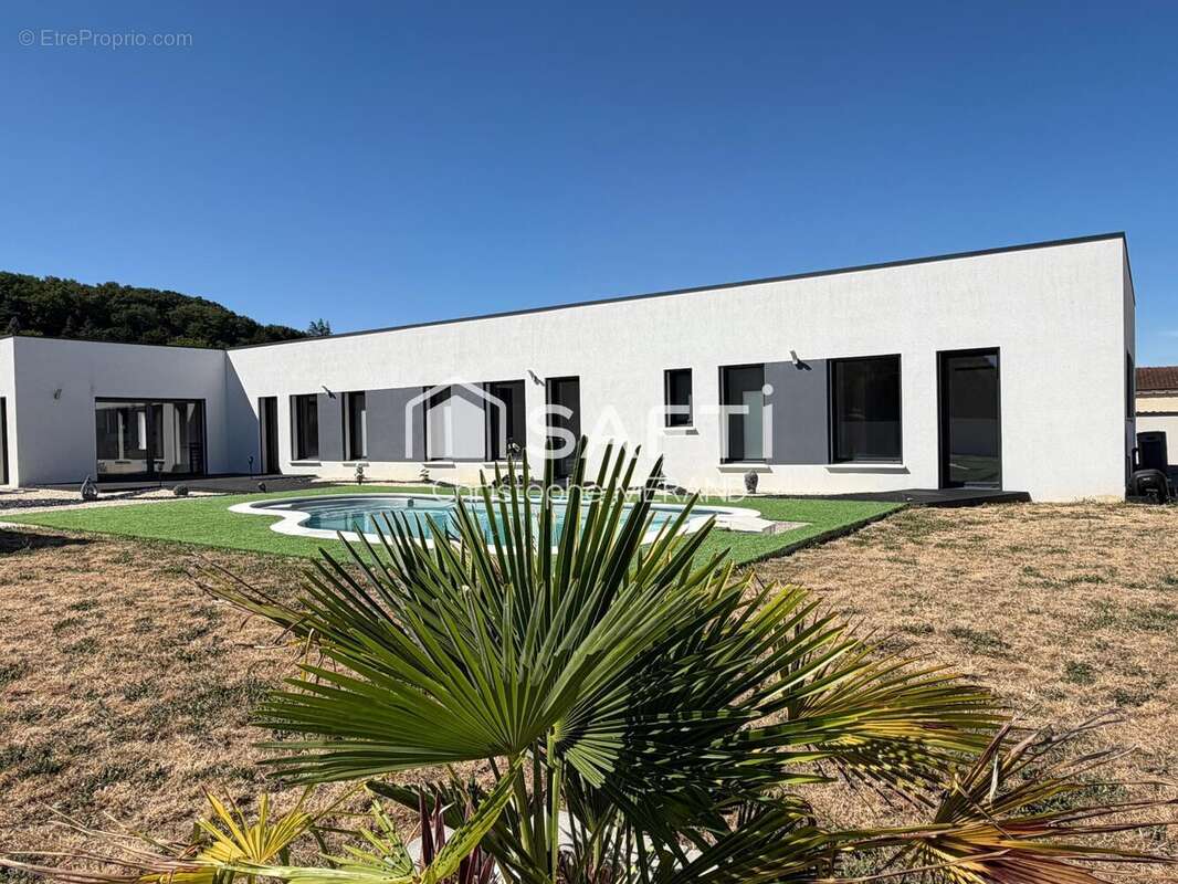 Photo 5 - Maison à CHATELLERAULT
