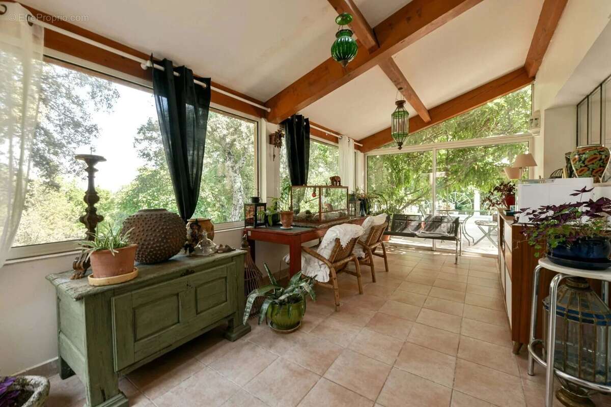Maison méridionale de 175 m² située à 8 km d'Uzès - photo 10