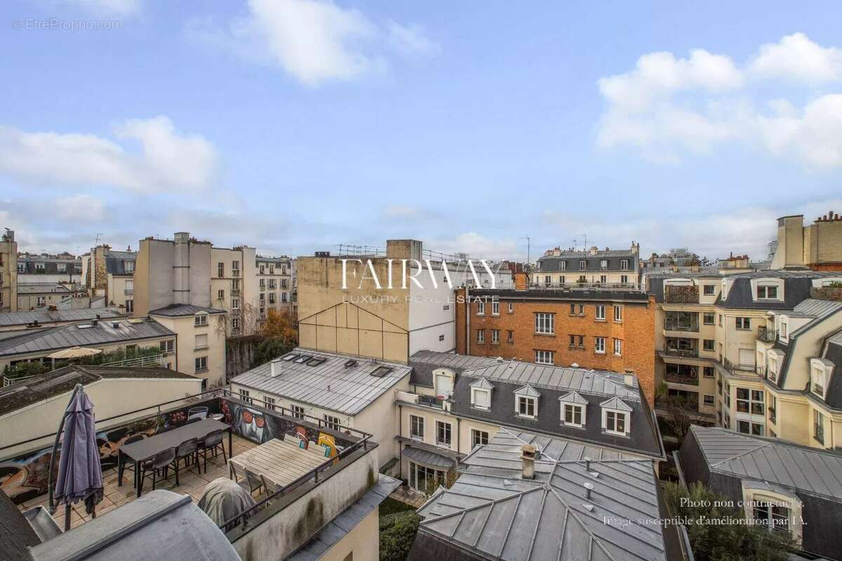 Duplex de standing de 3 pièces et 87m² avec terrasse plein sud de 50m² et parking, au cœur du marché Lévis – Paris 17ème - photo 11