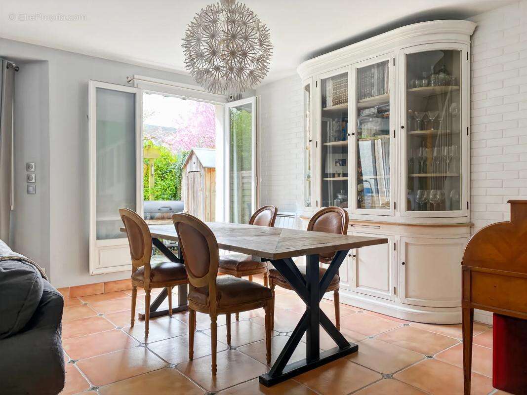 Maison à NOISY-LE-ROI