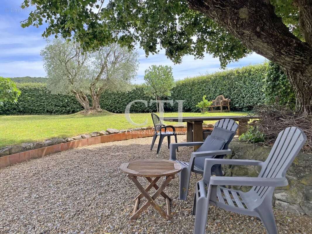 Maison à VAISON-LA-ROMAINE