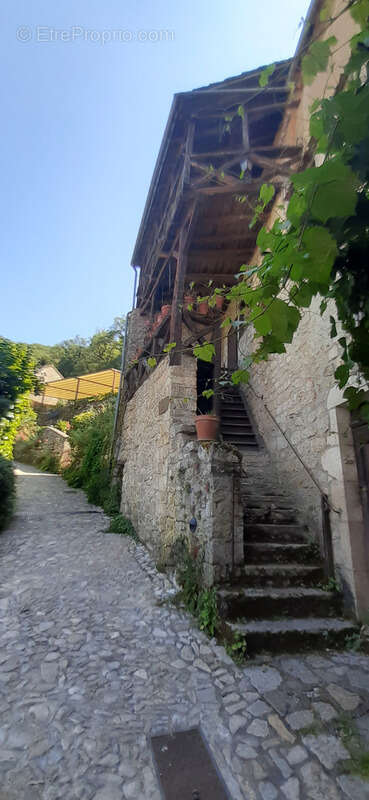 Maison à SAINT-CIRQ-LAPOPIE
