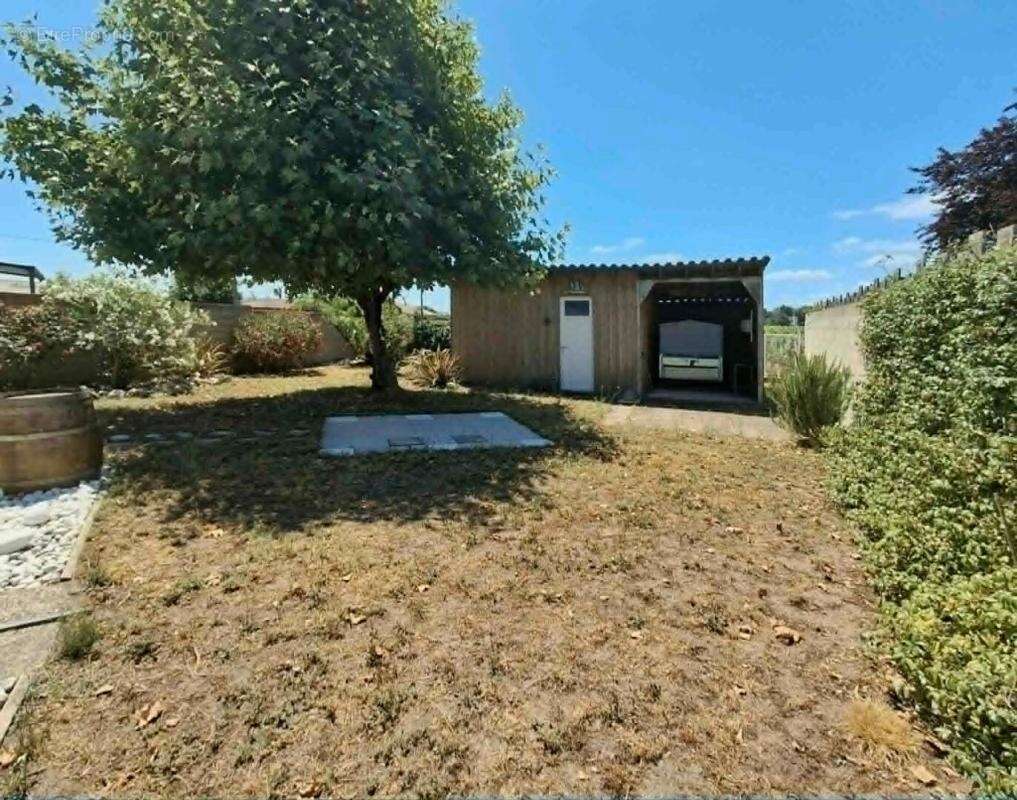 Maison de plain-pied récente 2020 avec jardin sans vis-à-vis, dépendance, carport et possibilité d'extension - photo 11