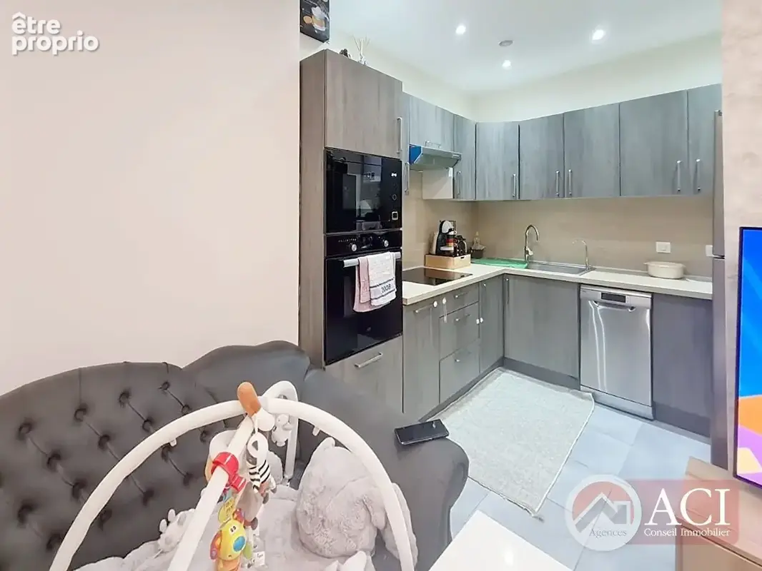 Montmagny -  maison de rapport 7 appartements - photo 3