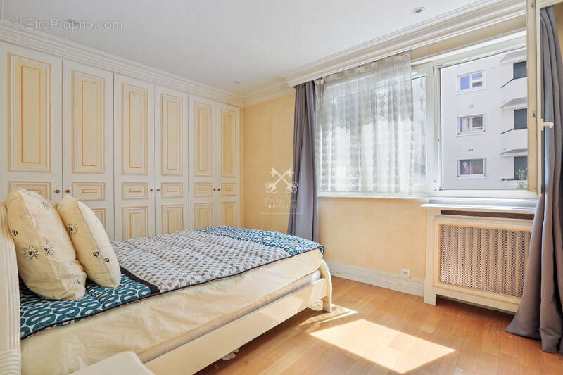 Appartement à PARIS-19E