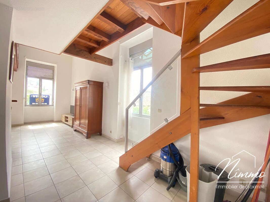 Appartement à NIMES