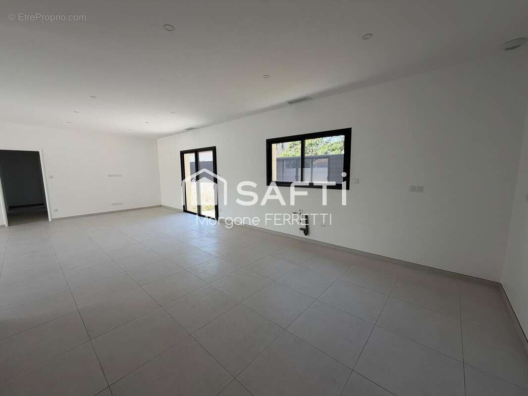 Maison 130 m² à Villedaigne  - photo 5