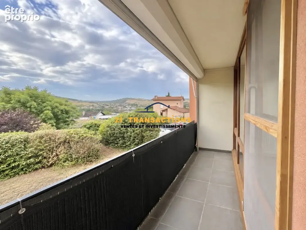 Appartement 4 pièces 79 m² à vendre à Saint-Chamond (42400) - photo 2