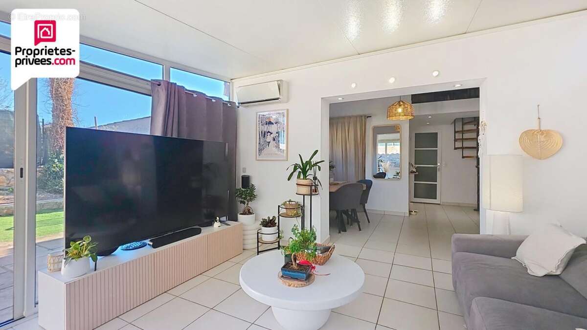 Maison à SAINT-CEZAIRE-SUR-SIAGNE