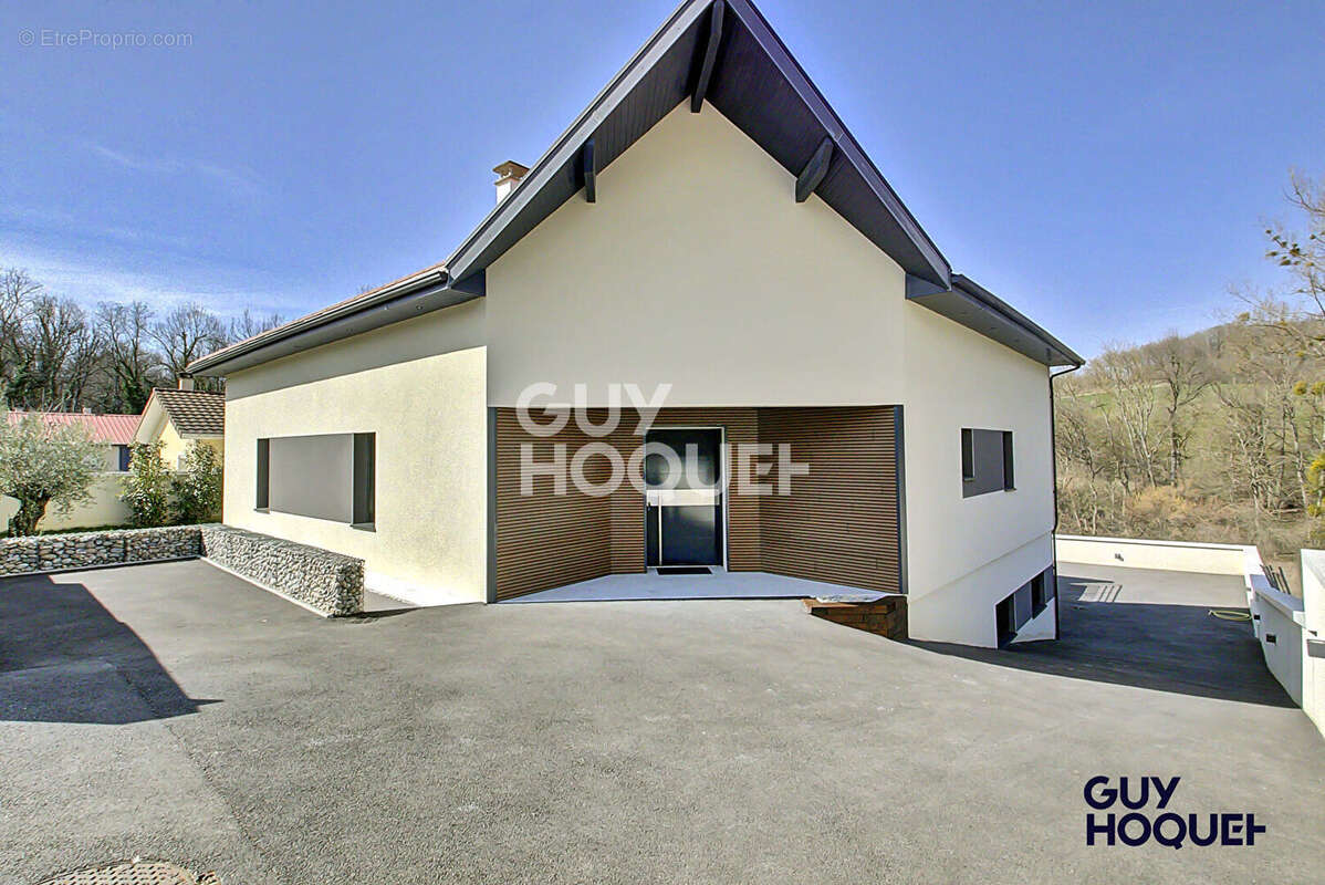 Maison à SAINT-AGNIN-SUR-BION