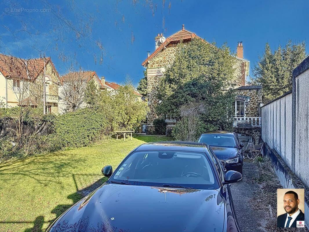 Maison à VITRY-SUR-SEINE