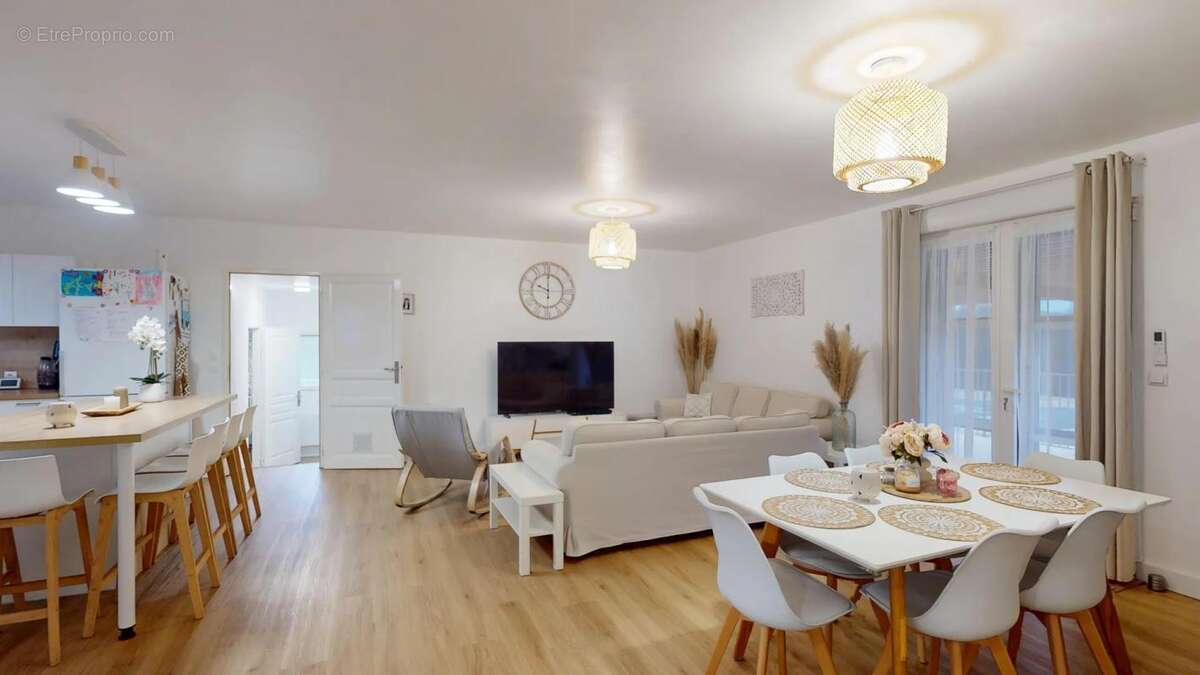 Maison à SAINT-CIRICE